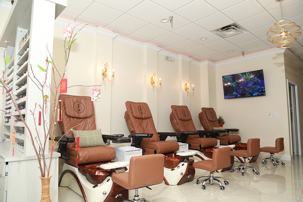 Fleur Nail Salon Seminole Shoppes Palm Beach Gardens