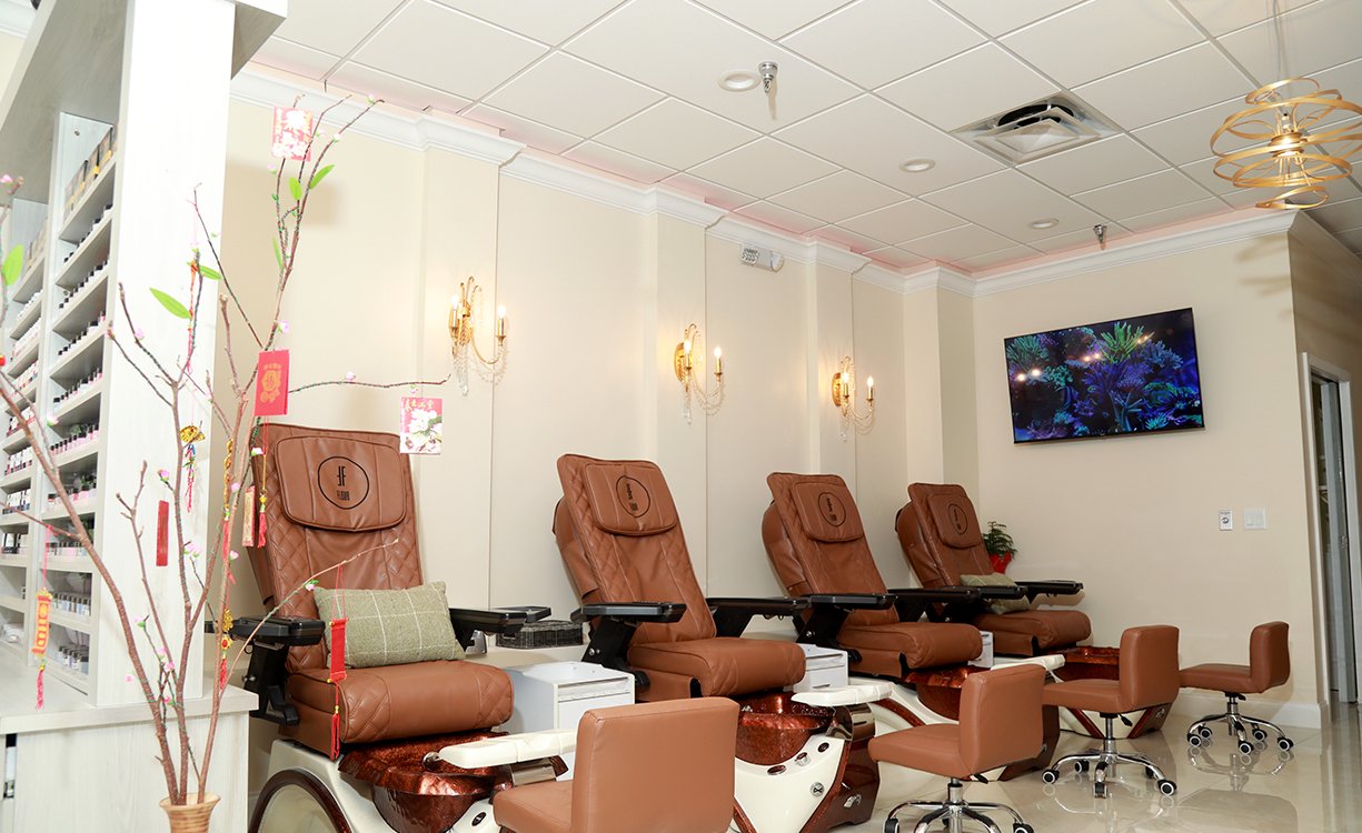 Fleur Nail Salon Seminole Shoppes Palm Beach Gardens